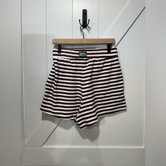 BNWT Daily Drills Bodega and White Striped Shorts - M/L - Picture 13 of 14